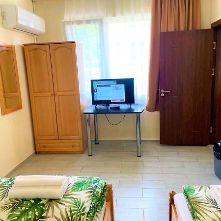 Стаи И Студия За Нощувки В Центъра Svishtov Exteriör bild